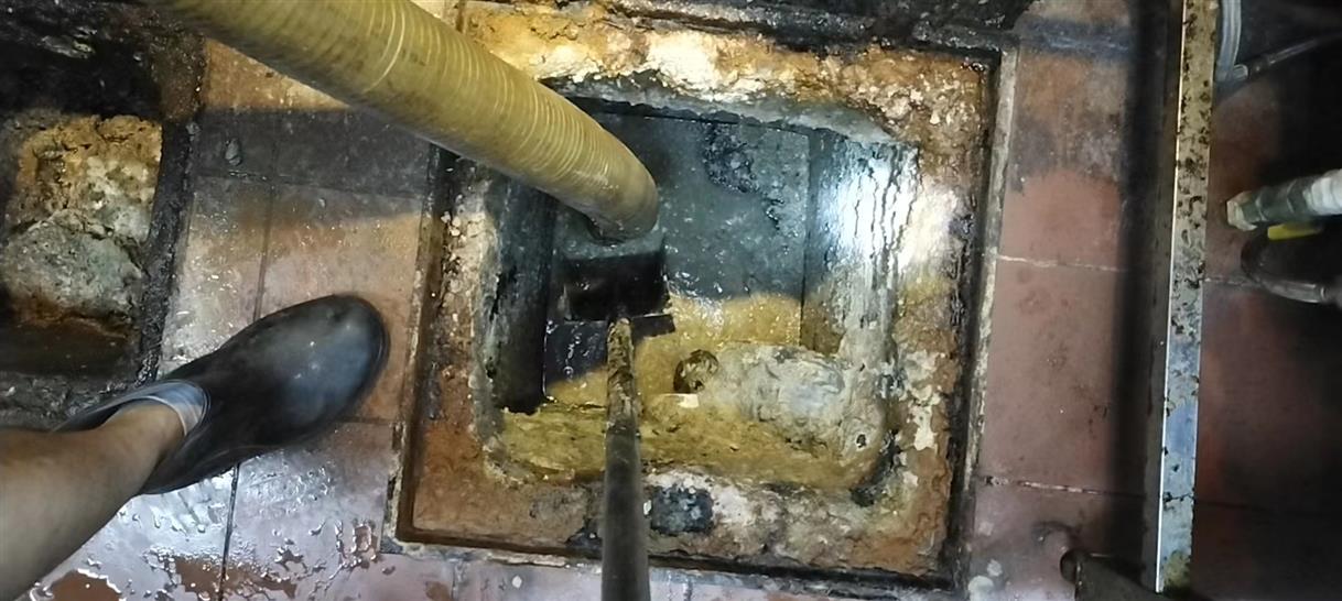 连城污水池清理一般都有毒气，怎么预防中毒呢？